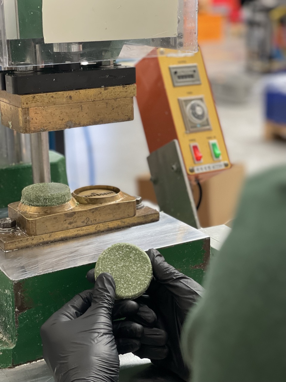 Cosmetic Development & Manufacturing Services · Solid Care Company